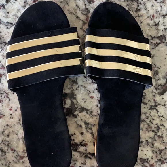 Sandals - Picture 3 of 7